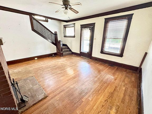 5th image of 203-205 5th St