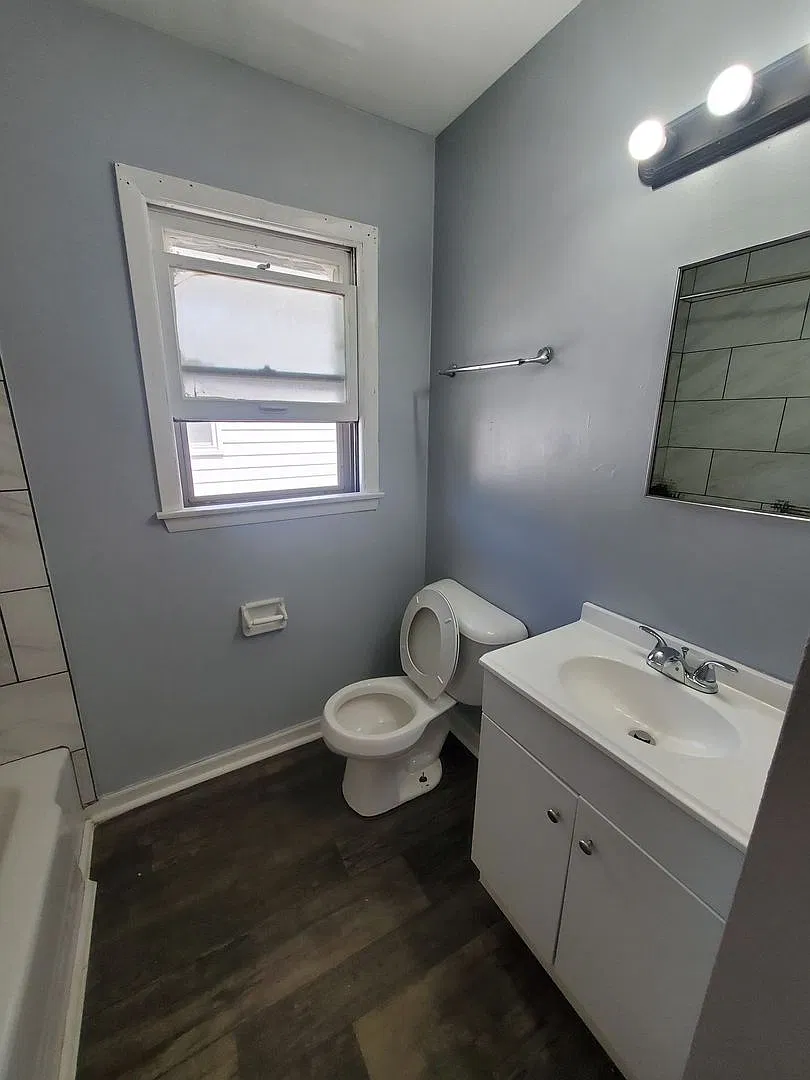5832-5834 N 93rd St. (Duplex) — Photo 4
