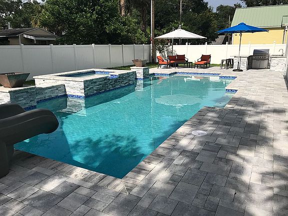 3rd image of 3403 W Corona St