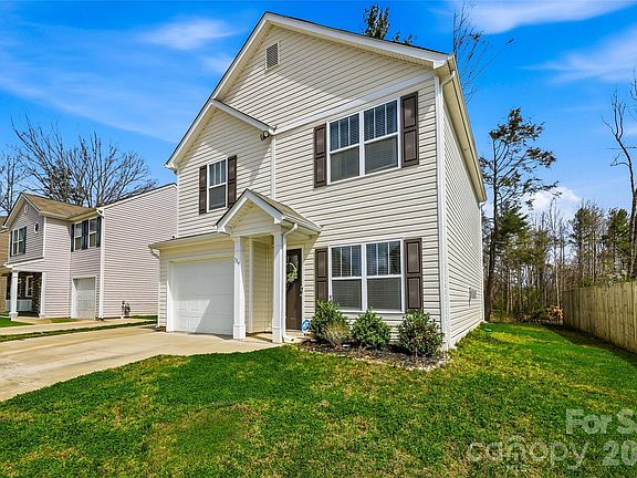 5th image of 319 Oak Branch Rd