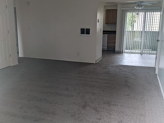 2nd image of 131-175 SE Kane Dr #22