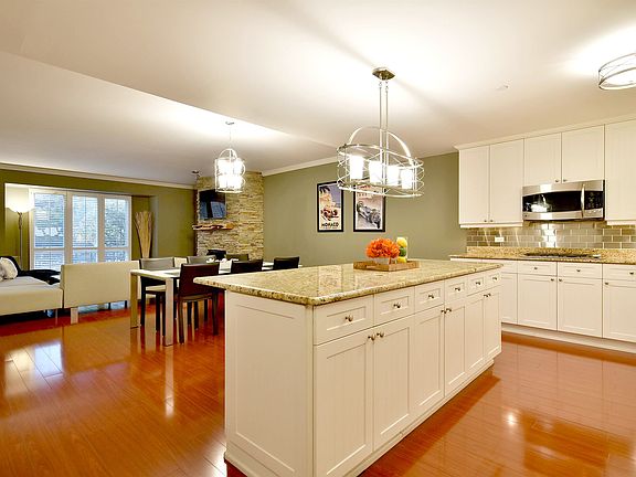 4th image of 131 W Adelaide St Unit 108