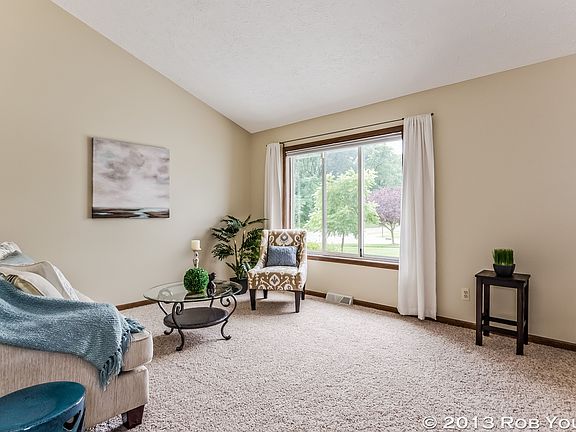 4th image of 2414 Walker Woods Ct NW
