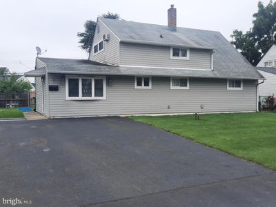 7 Wildflower Rd, Levittown, PA, 19057