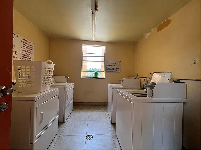4354 NW 9th Ave #14-3C — Photo 19