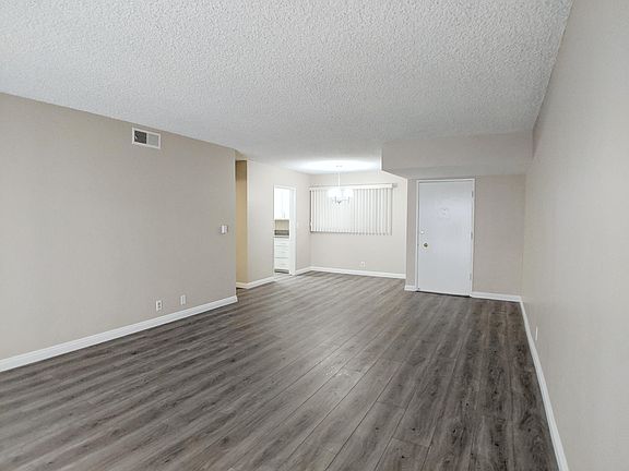 2nd image of 275 S Oakland Ave APT 203