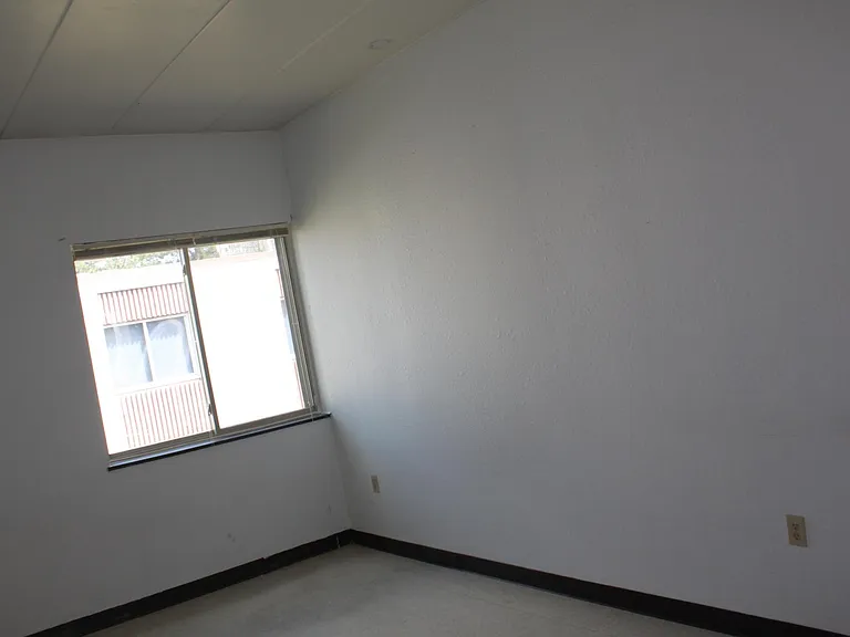 918 Main St #25 — Photo 9