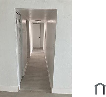 4th image of 650 NW 122nd St #306