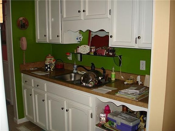 3rd image of 1010 Red Fox Ln