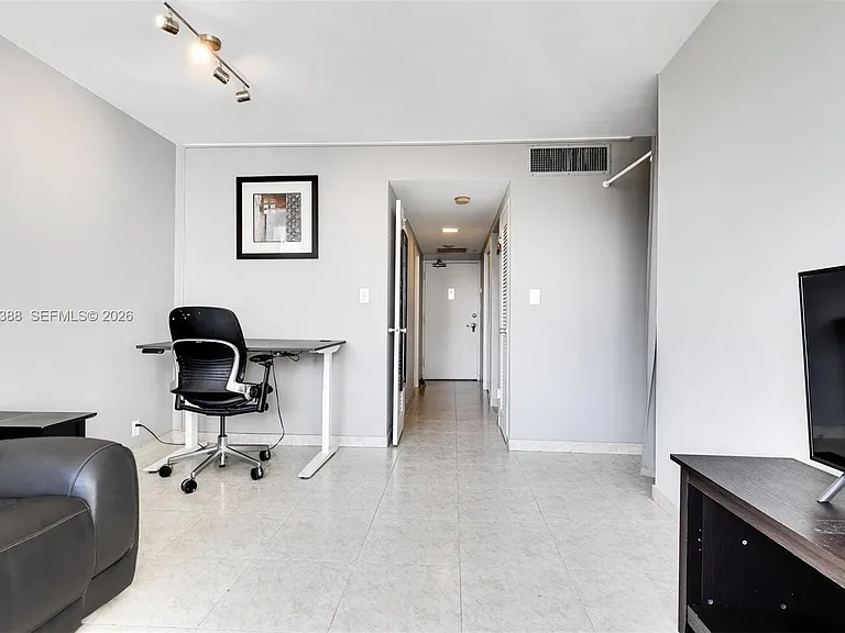 1200 West Ave #312 — Photo 18