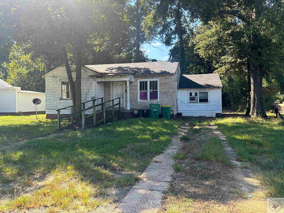 2nd image of 2513 N Robison Rd