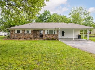 2504 W Main St, Charleston, AR 72933