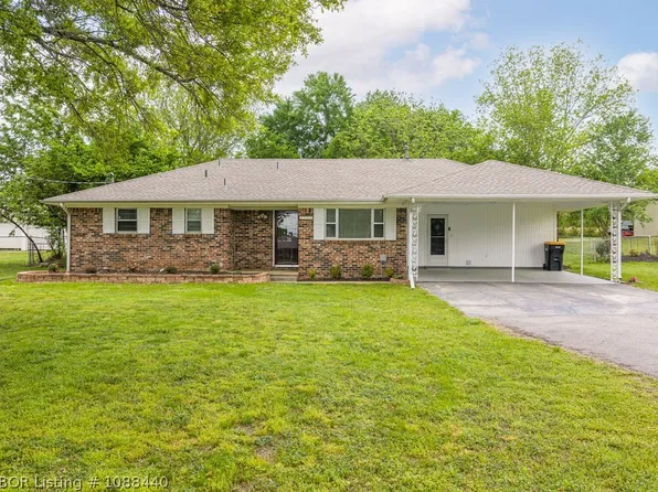 2504 W Main St, Charleston, AR 72933