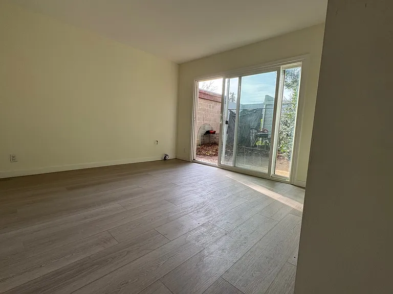 4059 Allendale Ave #5 — Photo 5