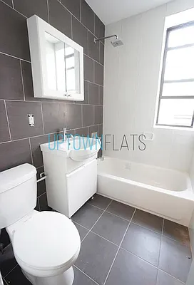 Rented by Uptown Flats LLC | media 25