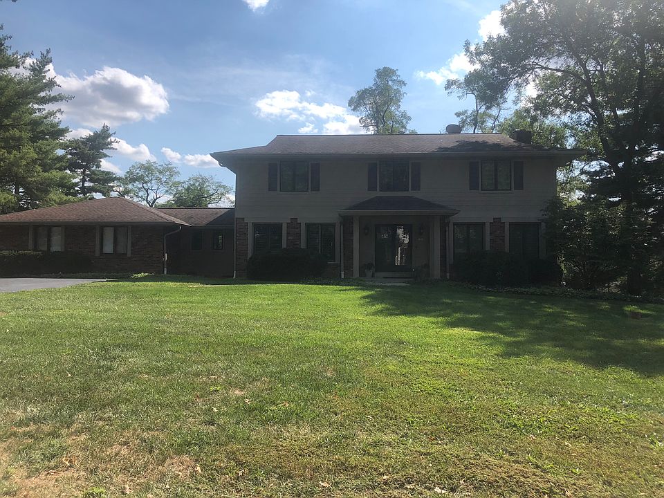 2nd image of 11516 Sandhurst Dr