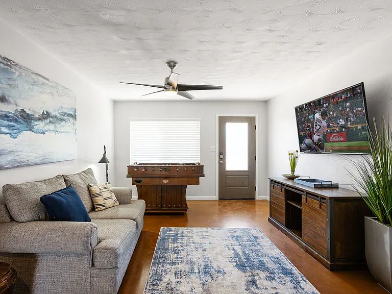 7702 E Verde Ln — Photo 27