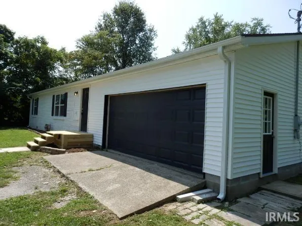 518 S 2nd St, Mitchell, IN 47446