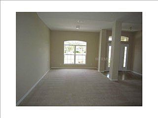 4th image of 353 Erie Ct