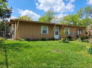 1201 Crest Park Dr, Mesquite, TX 75149