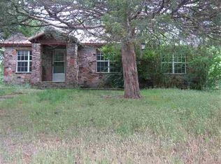 101 E 6th St, Tishomingo, OK 73460