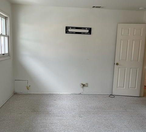 5th image of 5149 La Canada Blvd
