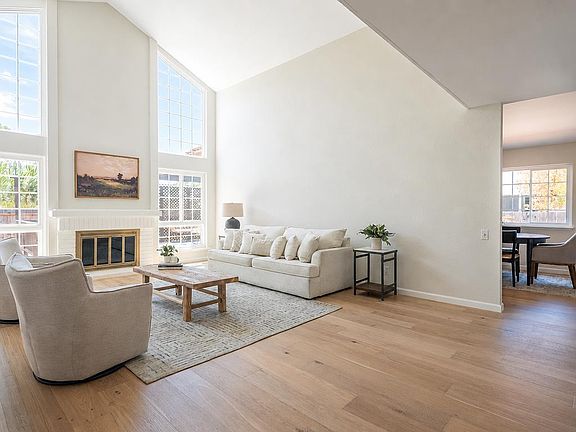 4th image of 550 Anchor Cir