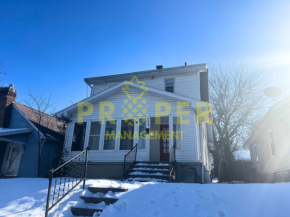 1st image of 224 Fernwood Ave