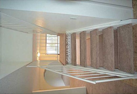 5th image of 3360 Medina Ct