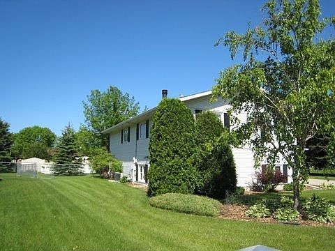 Huge yard on all sides