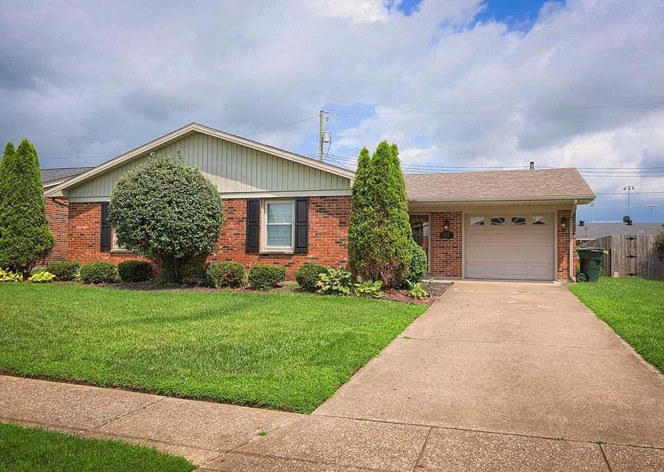1st image of 2733 Lookout Dr