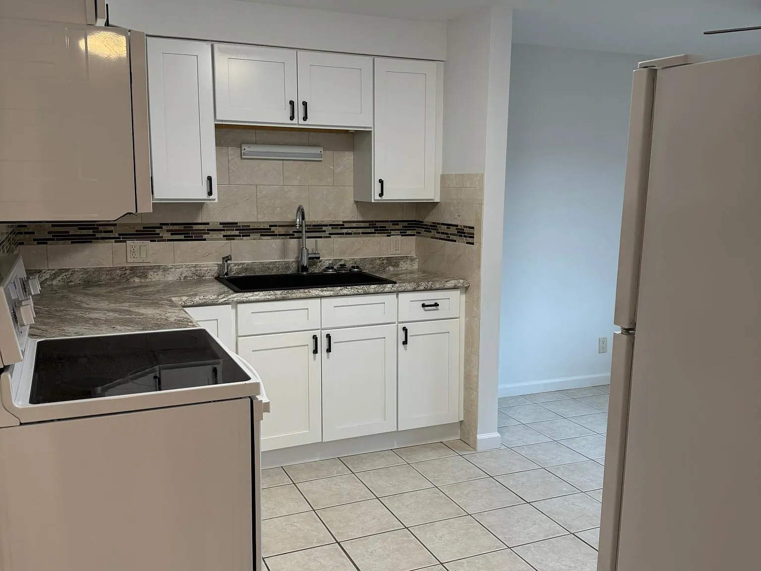 194 Linden Ave — Photo 3
