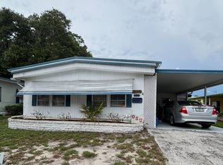 13105 Lemon Ave, Grand Island, FL 32735