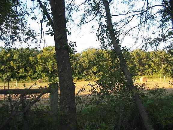 4th image of 941 County Road 4605