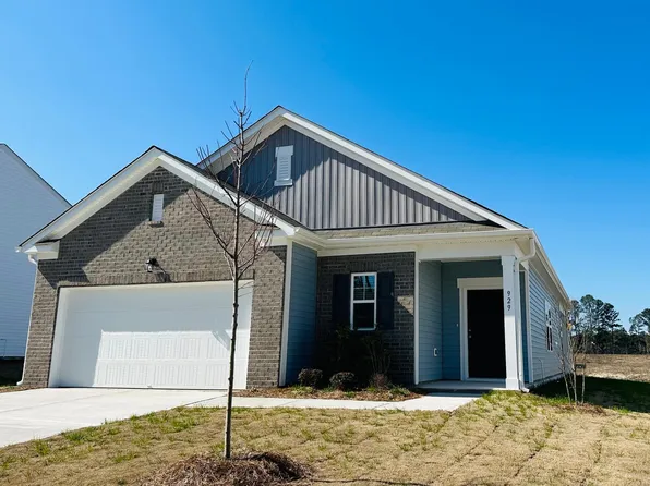 929 Berkeley Glen Rd, Zebulon, NC 27597