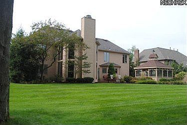 4th image of 3091 Forest Lake Dr