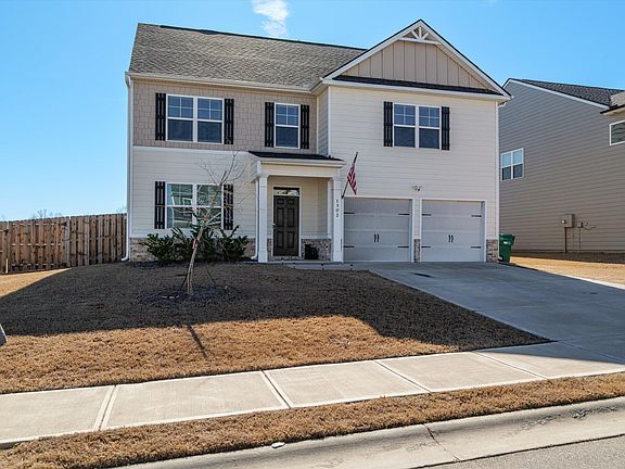 5th image of 1302 Birch Circle