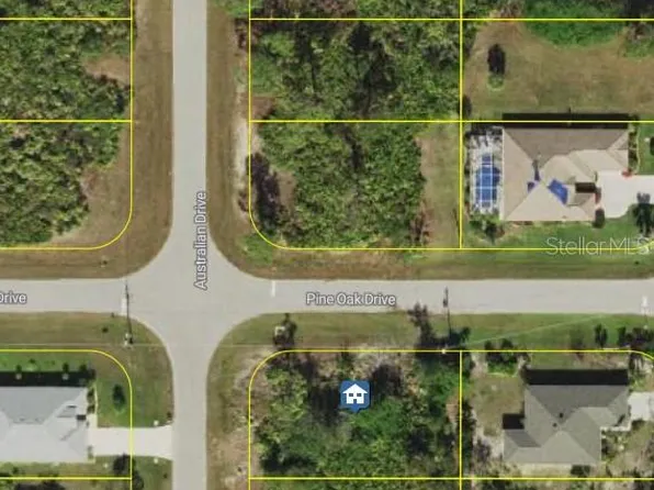 116 Australian Dr #1, Rotonda West, FL 33947