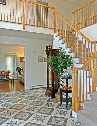 2nd image of 10 Briarwood Ct