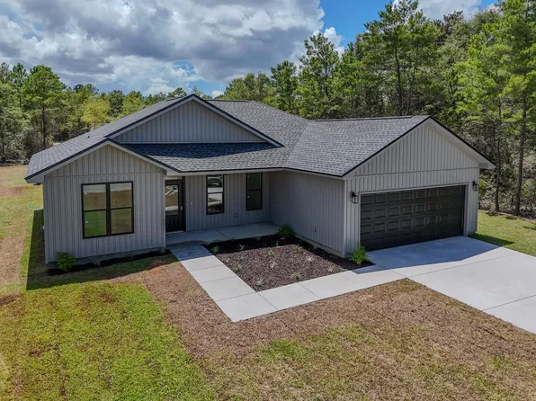 1255 Oakwood Lakes Blvd, Defuniak Springs, FL 32433