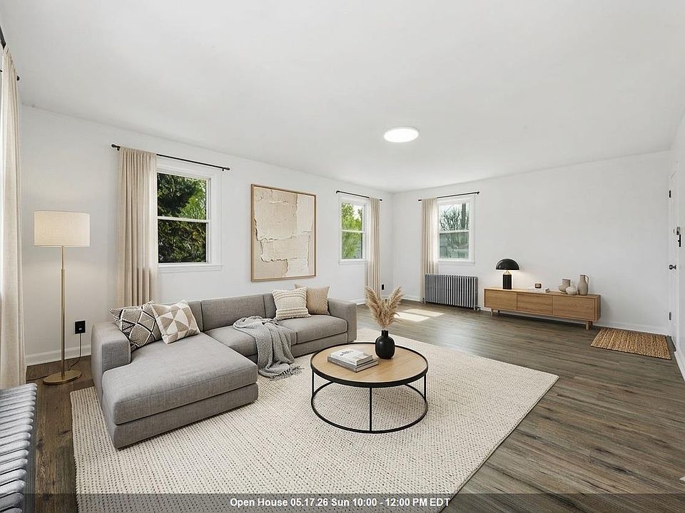 1st image of 826 7th St