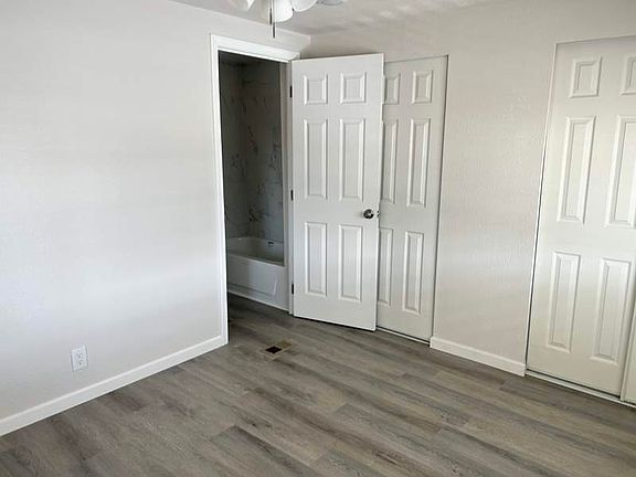 5th image of 305 S Val Vista Dr Lot 342