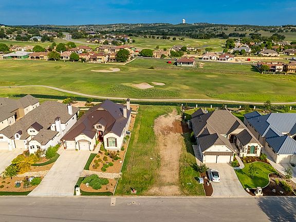 3rd image of 3144 Pinnacle Club Dr
