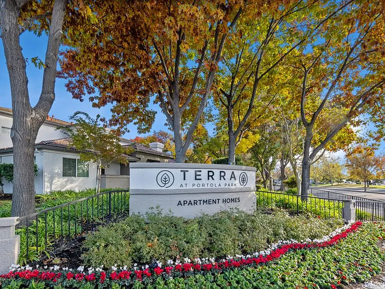 Terra at Portola Park — Photo 26