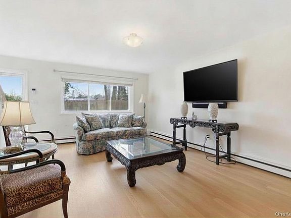 5th image of 105 Prime Avenue #G