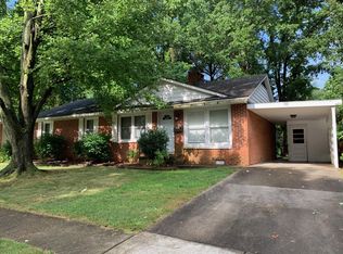 202 S Orchard Dr, Carbondale, IL 62901