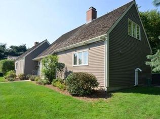 66 Potter Pond, Lexington, MA 02421