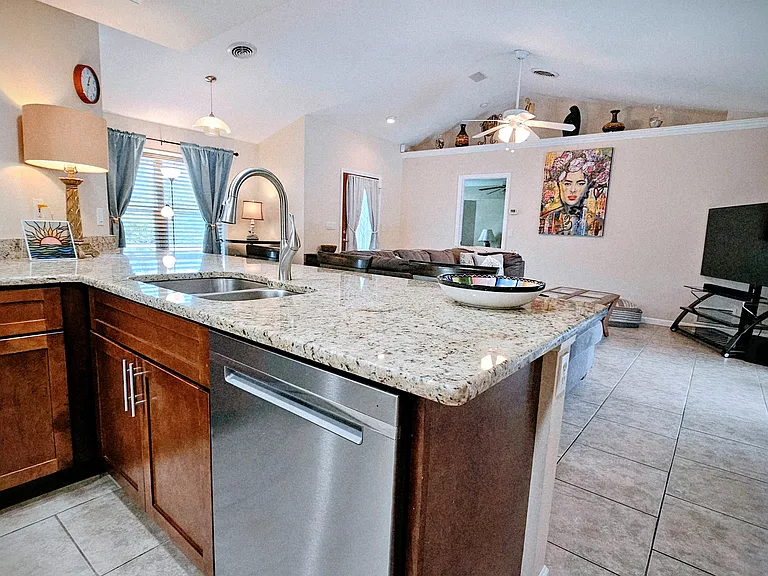 Open kitchen