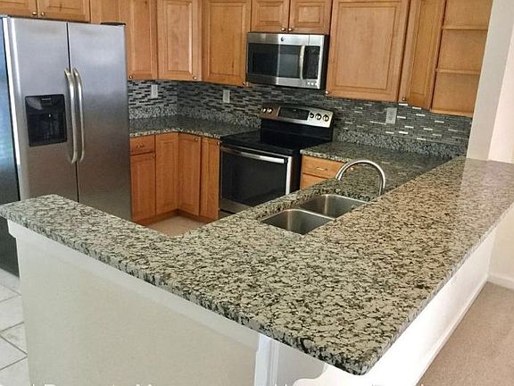 3rd image of 8550 Tidewater Dr APT K1