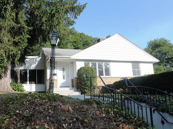 2nd image of 16 Colwell Dr